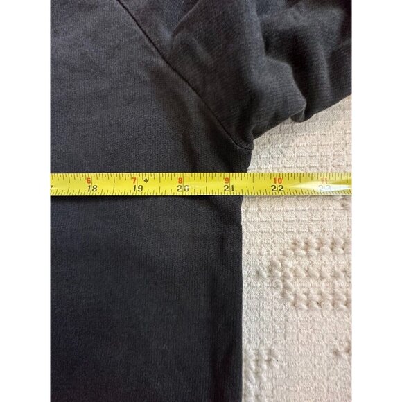 Harry Potter Universal Studios Adult Sweatshirt Sz M Black Crest Coat-of-Arms - Picture 11 of 15